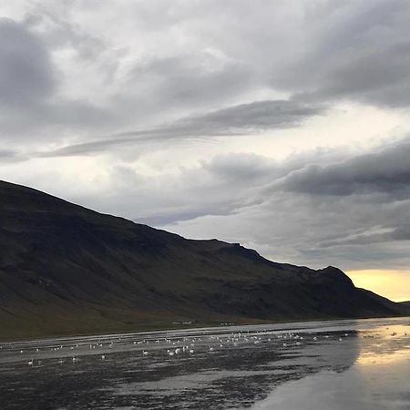Guesthouse Hof In Vatnsdalur Hof i Vatnsdal Eksteriør bilde