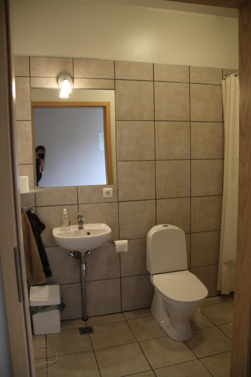 Guesthouse Hof In Vatnsdalur Hof i Vatnsdal Rom bilde